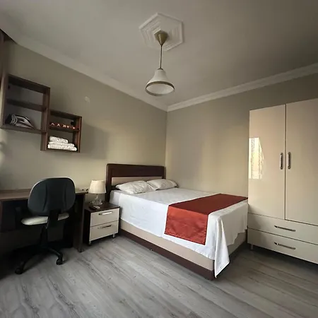 Borahan 아파트호텔 트라존